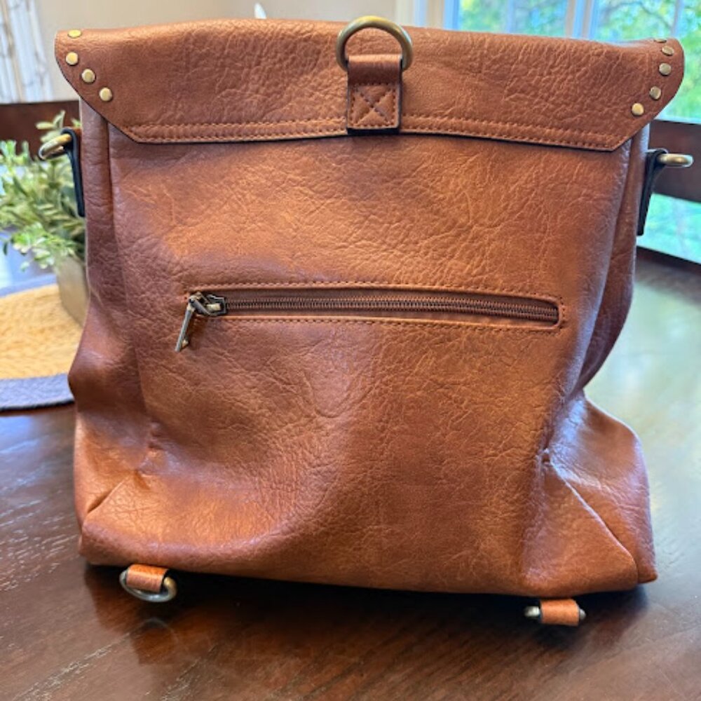 Jen & Co Indigo Vegan Leather Backpack/Shoulder bag Light Brown/Tan w/ studs - Picture 5 of 15